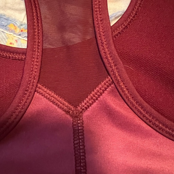 Old navy sports bra - Picture 5 of 7